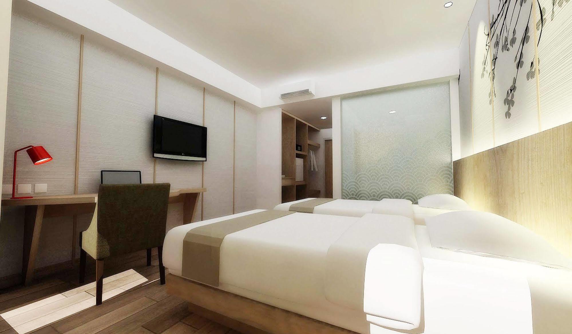 Hotel Santika Mega City Bekasi Exterior photo
